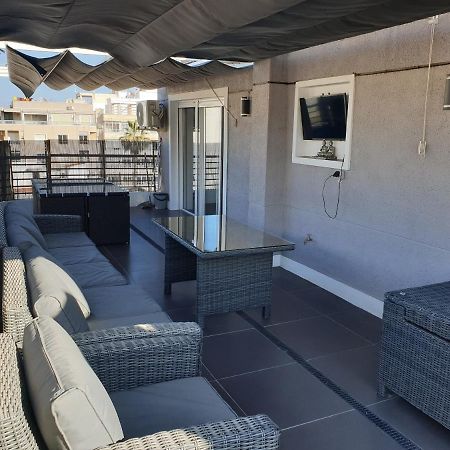 Beachside Apartment In Torrevieja Extérieur photo