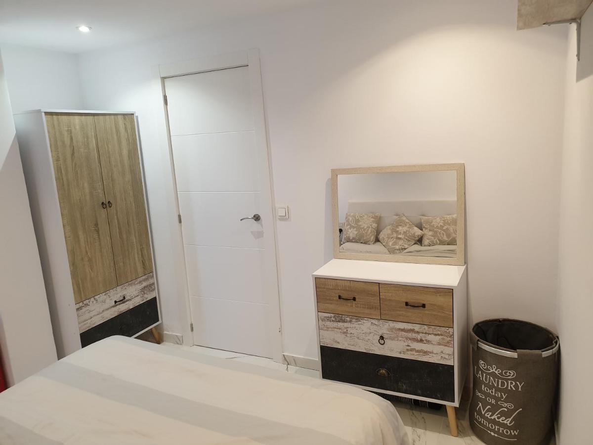 Beachside Apartment In Torrevieja Extérieur photo